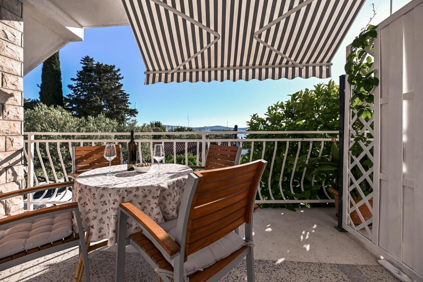 Apartment Rajna Biograd Na Moru Ngoại thất bức ảnh