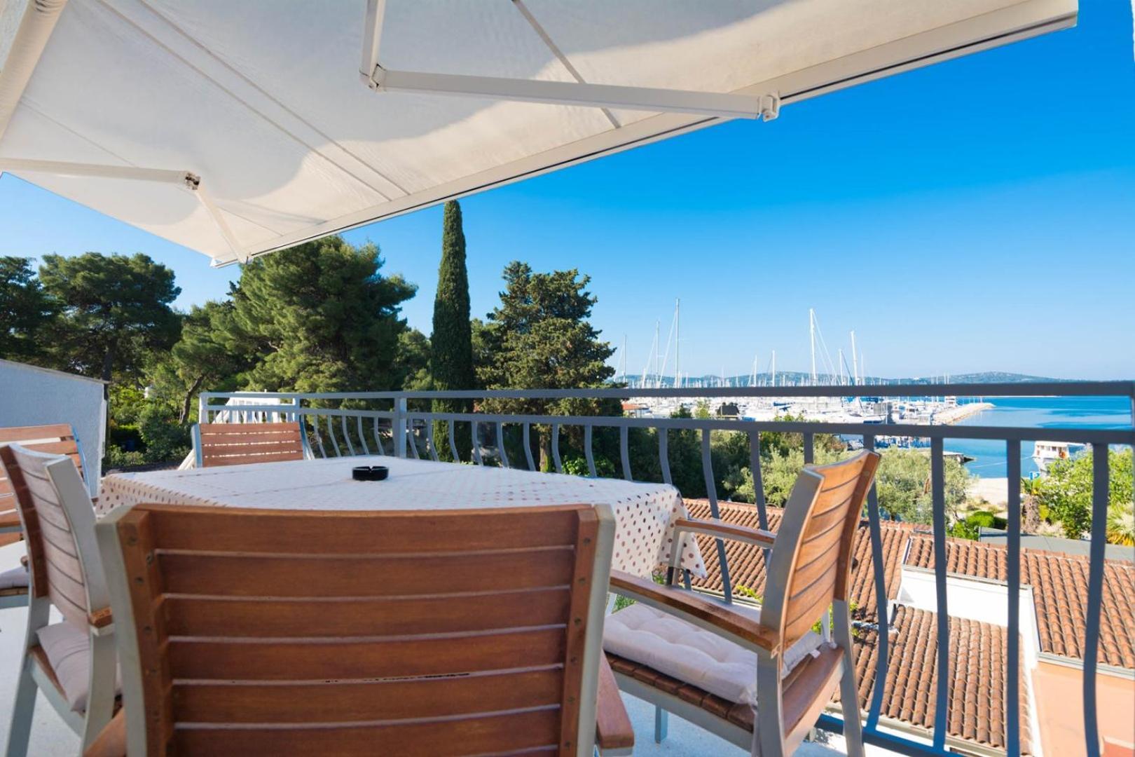Apartment Rajna Biograd Na Moru Ngoại thất bức ảnh